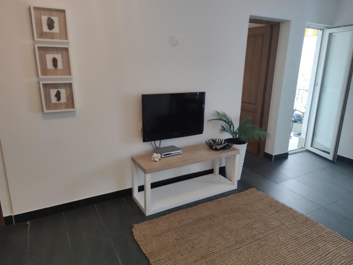 Apartments Obala Малинска Экстерьер фото